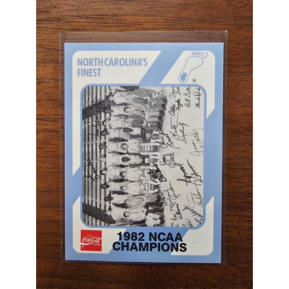 1989 Collegiate Collection #200 Michael Jordan - Carolina's Finest 1st Edition